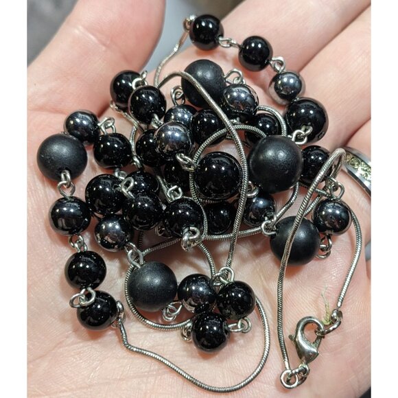 Elegant Opera Station Necklace Black Beads On Silver Tone Snake Chain - Picture 4 of 7